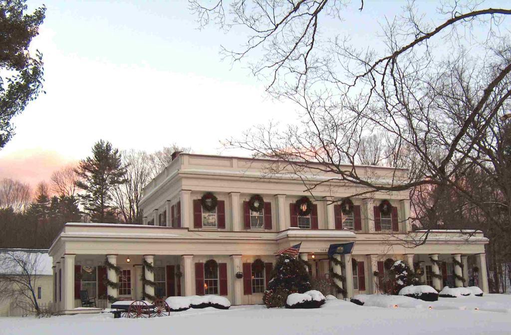 Arlington Inn & Spa 외부 사진